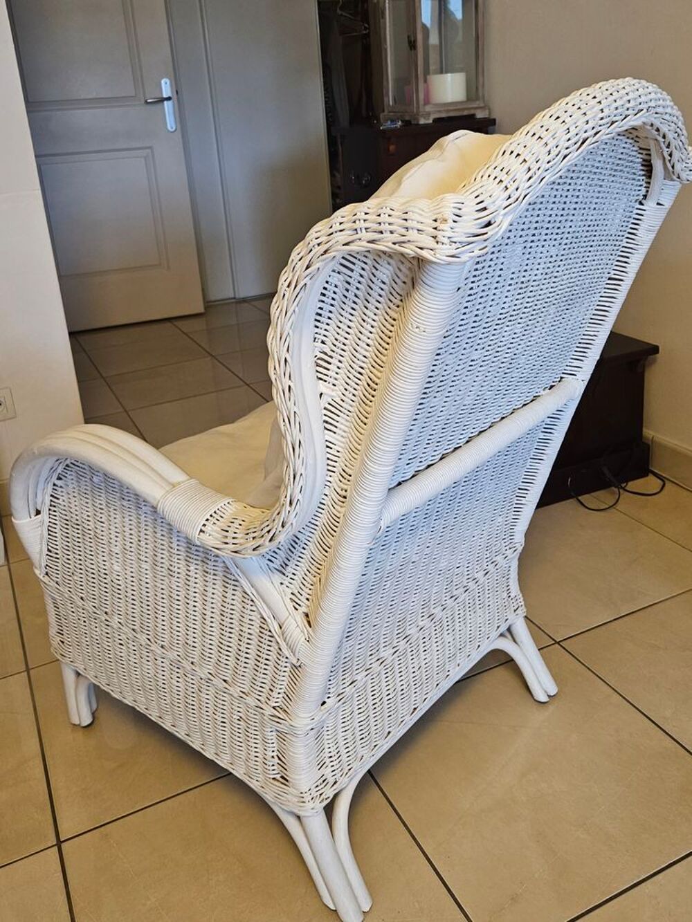 Fauteuil en osier refait &agrave; neuf Blanc Meubles