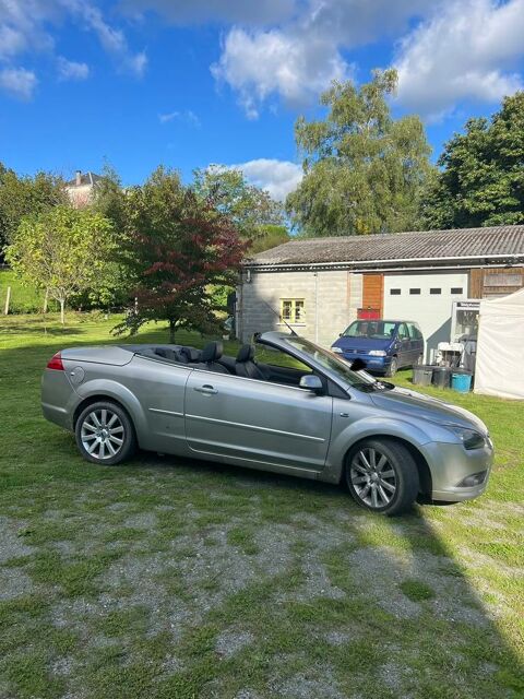 Ford focus Coup&eacute; Cabriolet