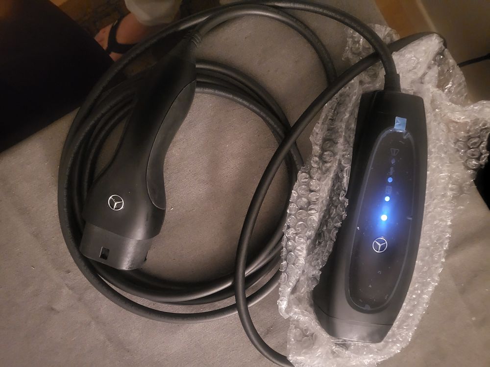 2 Chargeurs Mercedes Bricolage