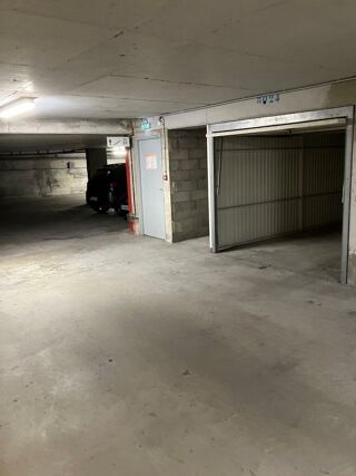  Parking / Garage � vendre 12 m�