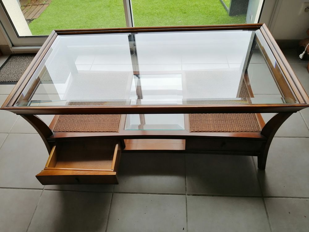Table basse en merisier dessus en verre Meubles