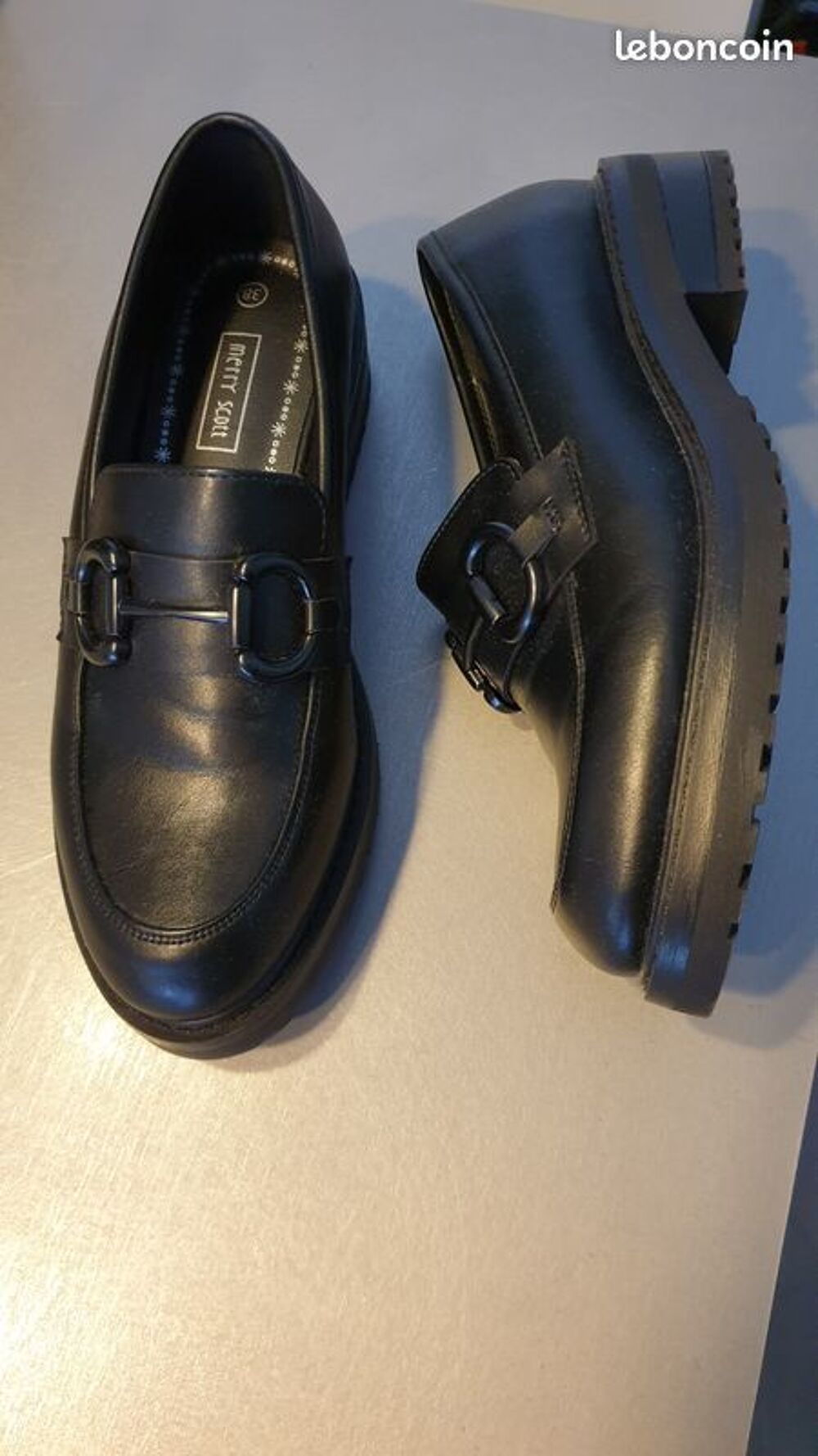 Chaussures femme noires en cuir Chaussures