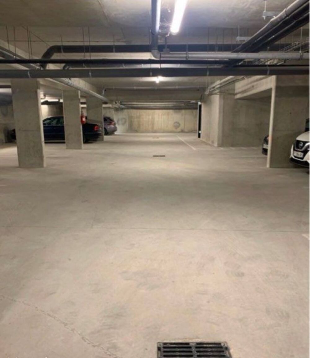 Location Parking/Garage PLACE PARKING MEAUX QUARTIER BEAUVAL Meaux