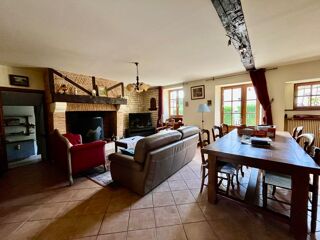  Maison  vendre 8 pices 190 m