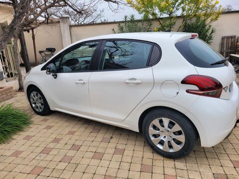Peugeot 208 PureTech 68ch BVM5 Like 2019 occasion Villeneuve-lès-Avignon 30400