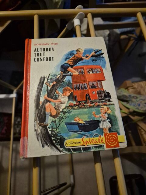 Autobus tout confort de Rosemary Weir Parthenay (79)