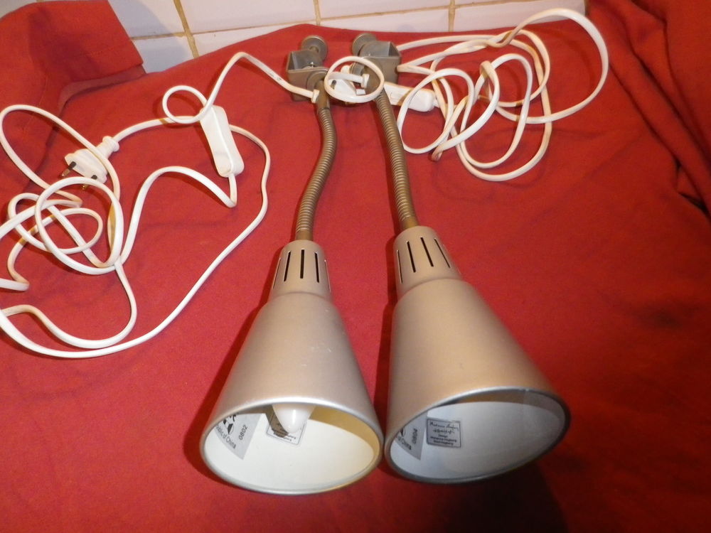 paire de lampes de bureau Ikea design Marianne hagberg Knut Décoration