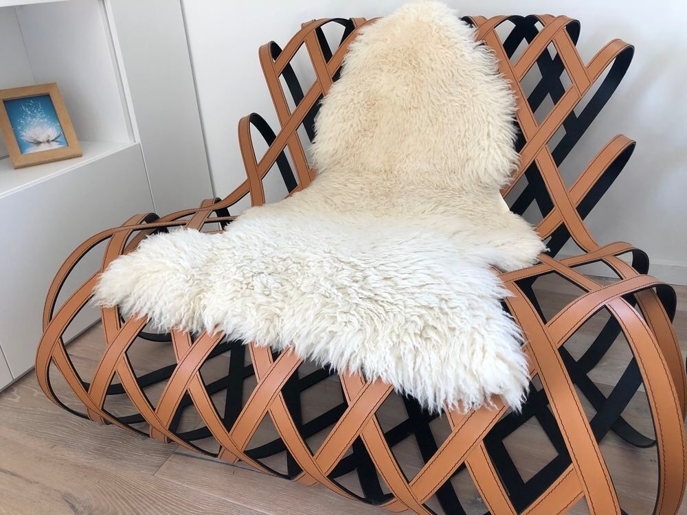 fauteuils ultra haut de gamme, v&eacute;ritables pi&egrave;ces d'art sign&eacute; Meubles