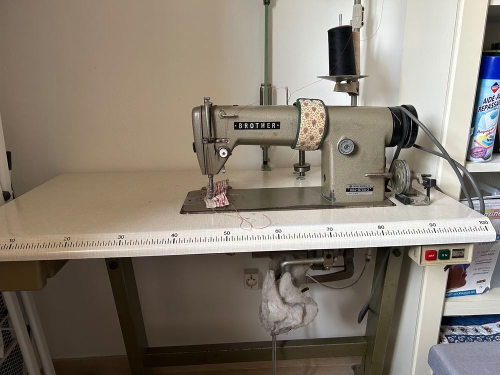 MACHINE A COUDRES INDUSTRIELLES Bricolage