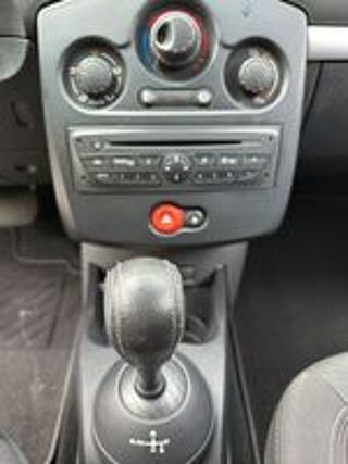 Clio III dCi 85 eco2 Dynamique TomTom BVR 2010 occasion 93250 Villemomble