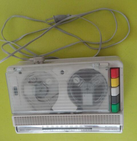 Magntophone  bande GELOSO G-257 avec cble d'alimentation 25 Castries (34)