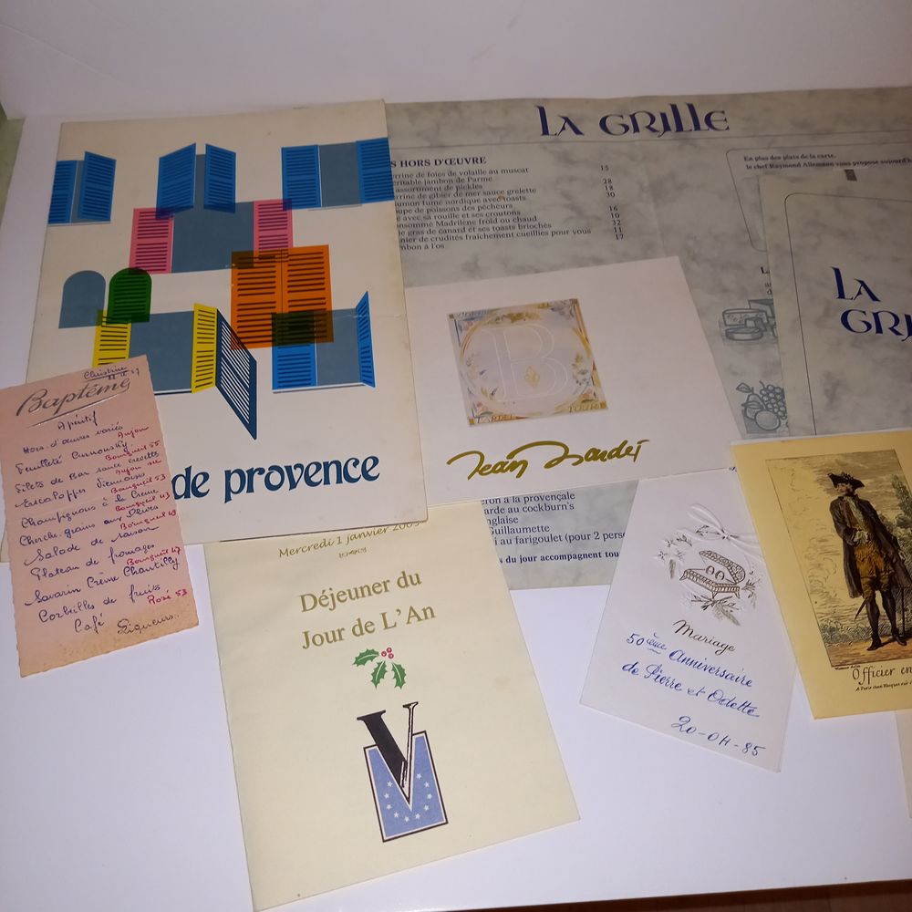 Lot de 11 menus et 1 livret du restaurant Bardet, Tours, 