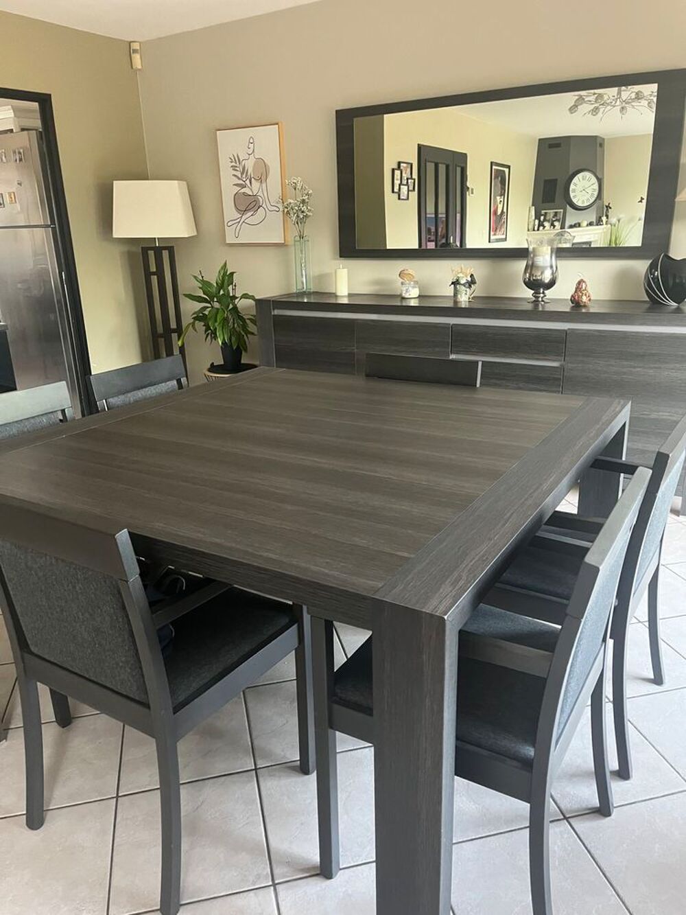 Salle &agrave; manger Meubles