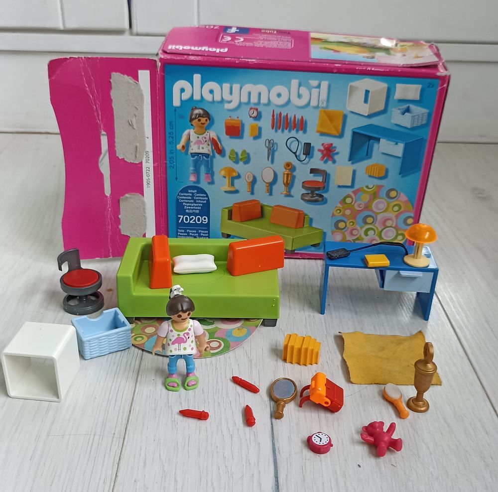 playmobil dollhouse
N&deg; 70209
Jeux / jouets