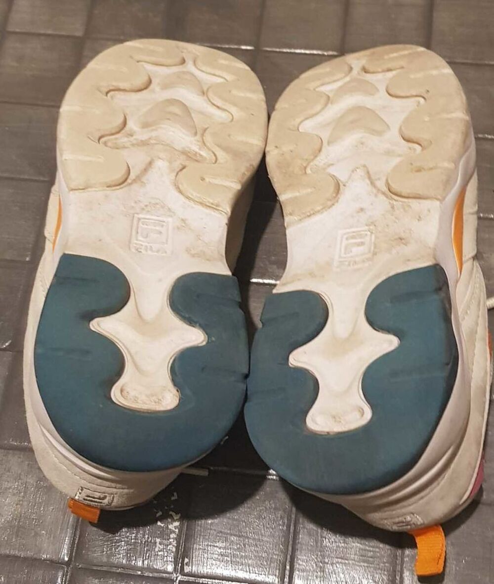 Baskets FILA Chaussures