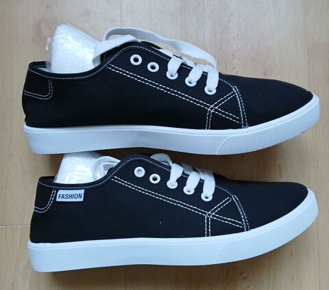 Soldes ! Baskets Femme. Neuves. P39 12 Saint-Marcellin (38)