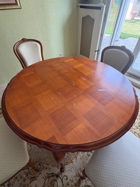 Table ronde en merisier 200 Brunoy (91)