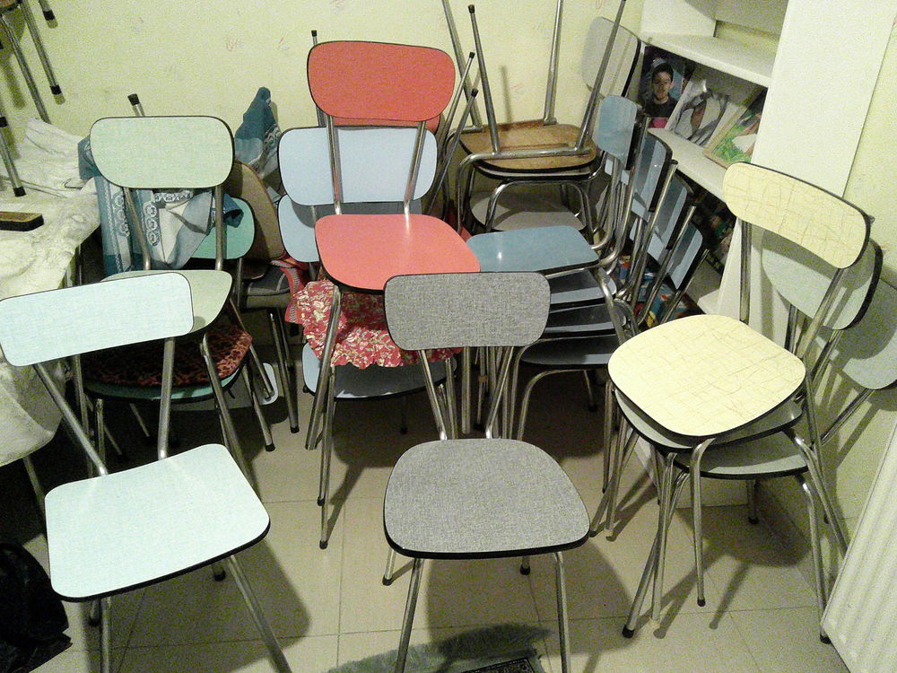 Chaises tables en formica Meubles