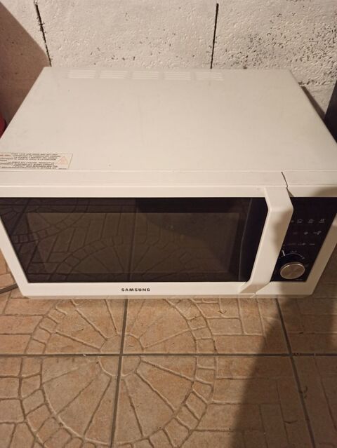 Micro ondes Samsung 50 Couron (44)