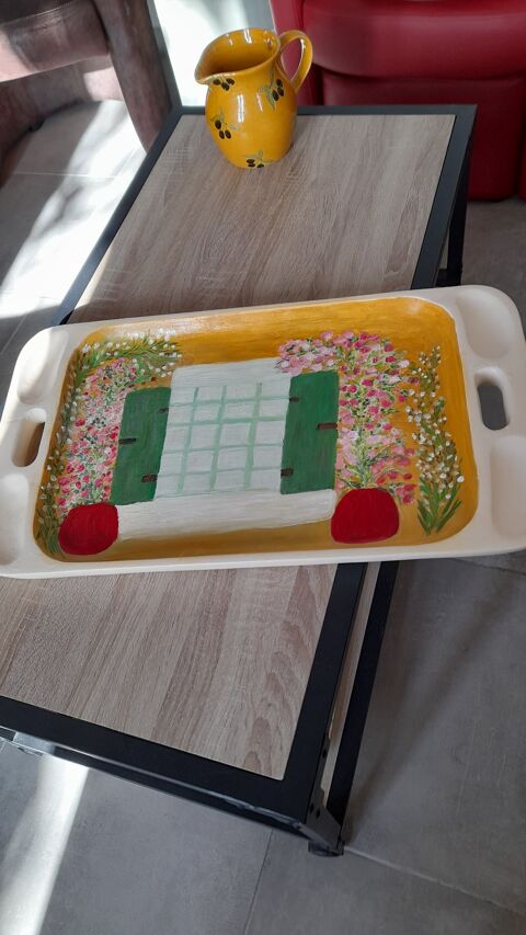 Plateau d�coratif peint � la main  motif fen�tre et fleurs 30 Ventabren (13)