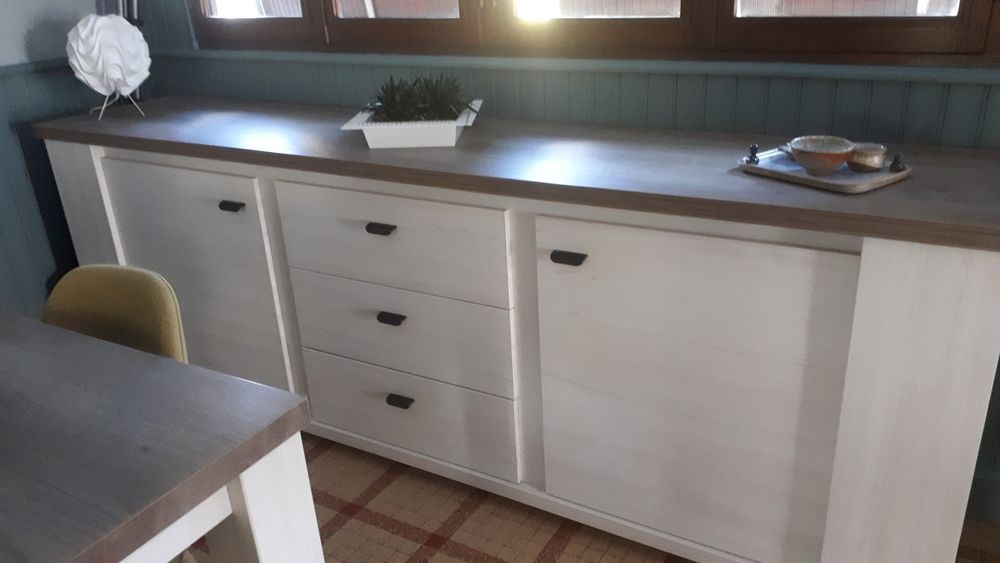 Salle &agrave; manger compl&egrave;te ou au d&eacute;tail Meubles