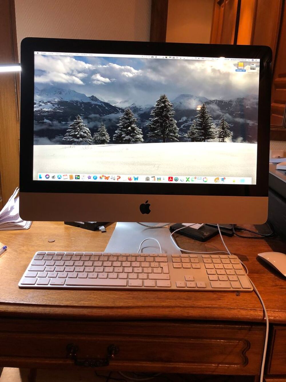 iMac, 21,5", mi-2011, Disque SSD 500 Go r&eacute;cemment install&eacute;,
Matériel informatique