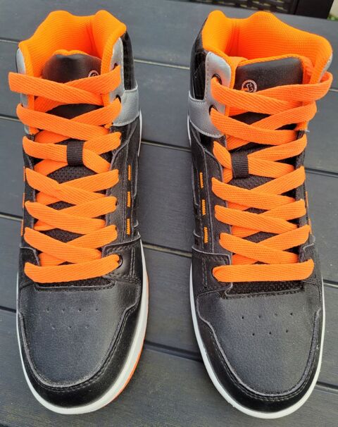 Baskets / sneakers Creeks. Adolescent / homme. Taille 39. 25 Rennes (35)