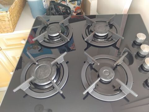 Table de cuisson gaz VALBERG, garantie jusqu'au 11/ 2026 Bourges (18)
