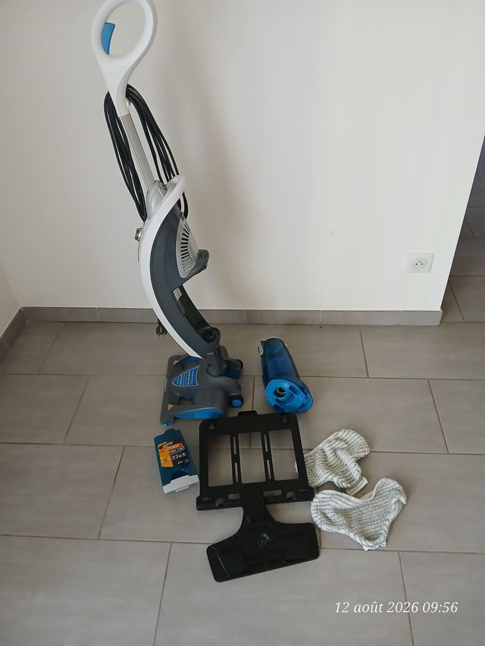 Aspirateur laveur Electroménager