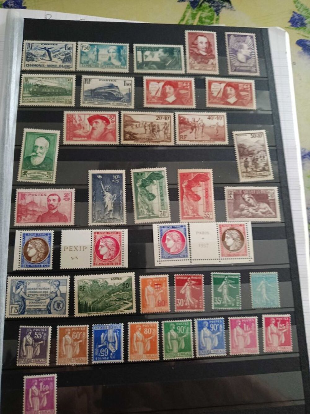 timbres ann&eacute;e compl&egrave;te 1937 et bloc num&eacute;ro 3 