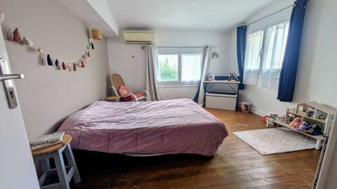   Belle charentaise 140m2-4chambre-grange 45m2 Maison - 6 pi�ce(s) - 140 m�