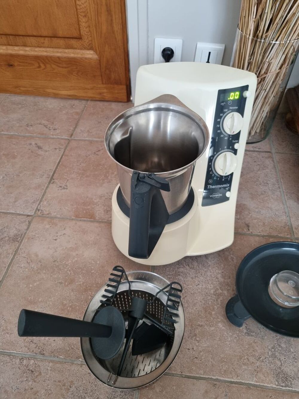 Robot cuiseur VORWERK TM21 Electroménager