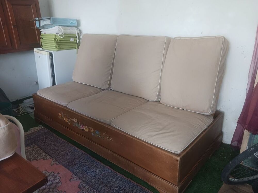 Canap&eacute; vintage trois places ch&ecirc;ne massif /90cms/2m Meubles