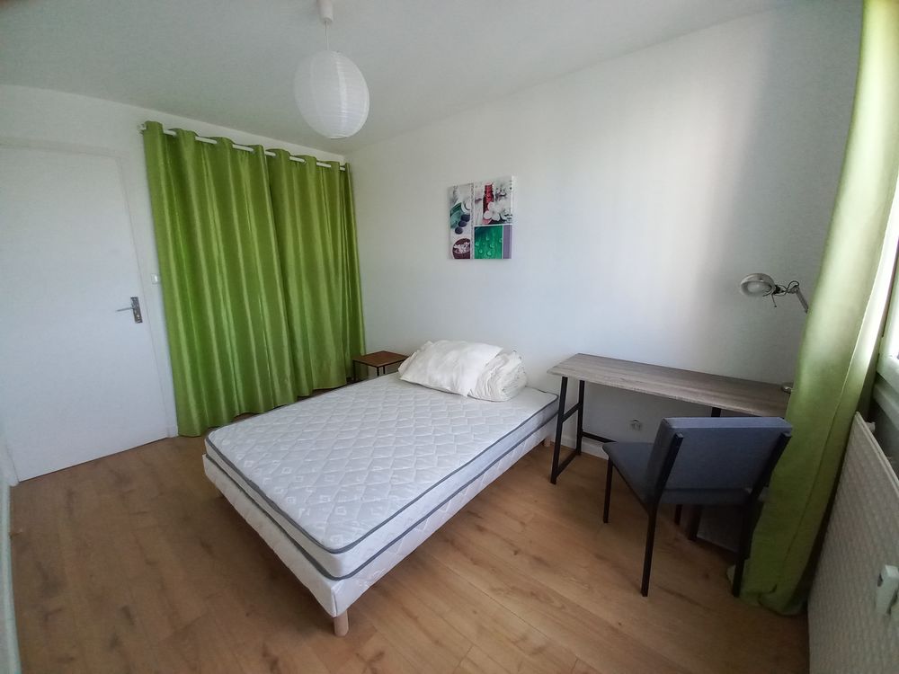 Location Colocation CHAMBRE EN COLOCATION MEUBLEE ETUDIANT Villeurbanne