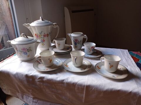 service à café porcelaine ancien 10 Salernes (83)