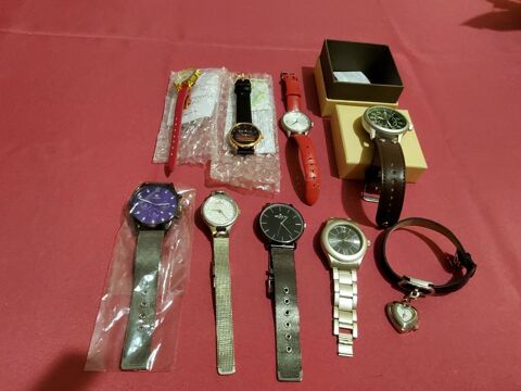 Lot de montres . 70 Coubert (77)