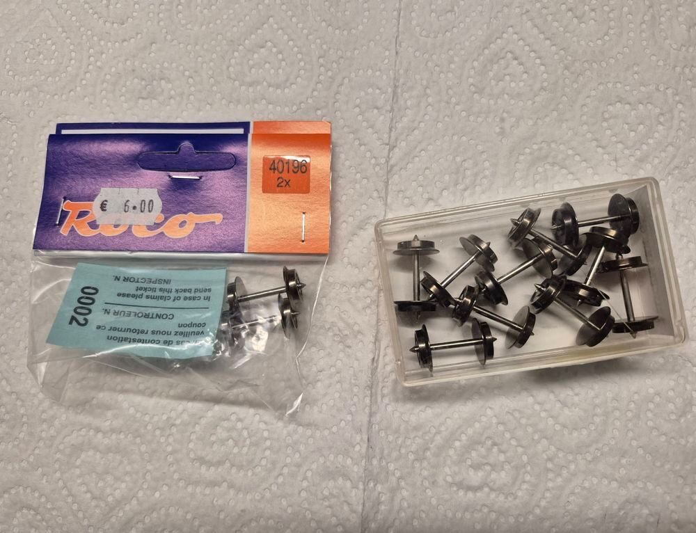 El&eacute;ments pour mod&eacute;lisme ferroviaire Marklin 3 rails Jeux / jouets