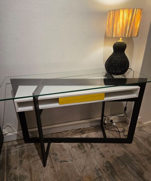 Bureau design fer et plateau verre 200 B�ziers (34)