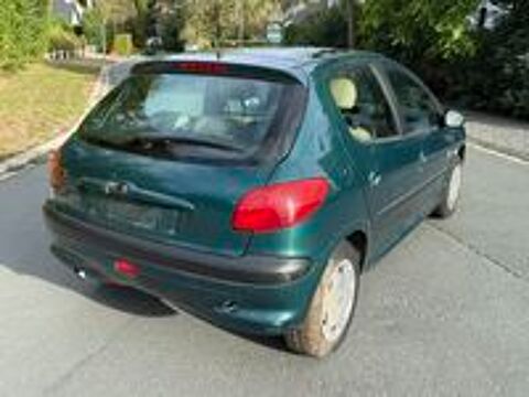 206 1.4i XT Premium A 2000 occasion Waterloo, Belgique
