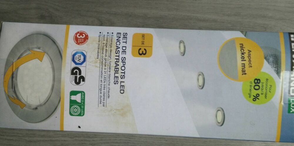 lot de 3 spot a led neuf Décoration