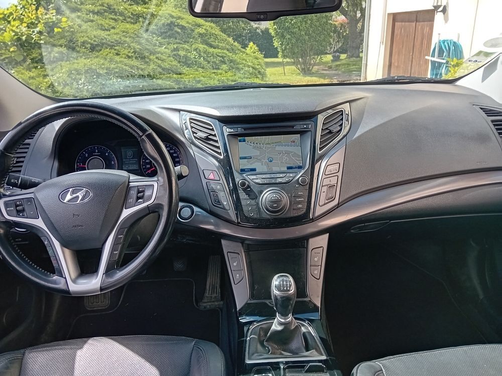 i40 SW 1.7 CRDi 141 Blue Drive Executive 2015 occasion 51170 Fismes