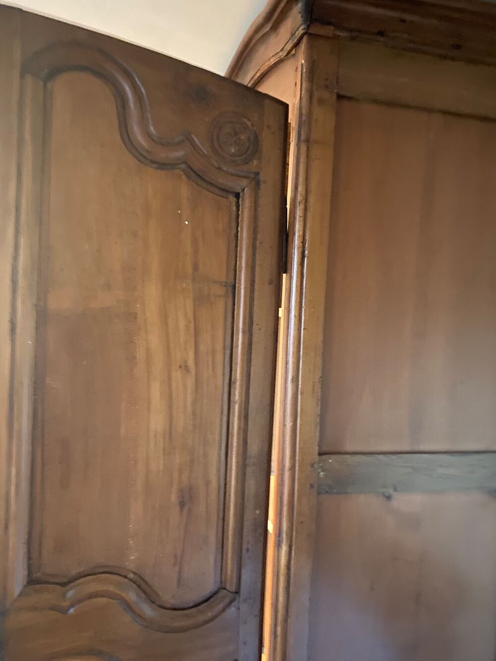 Armoire 2 portes en merisier,r&eacute;nov&eacute;e en penderie Meubles