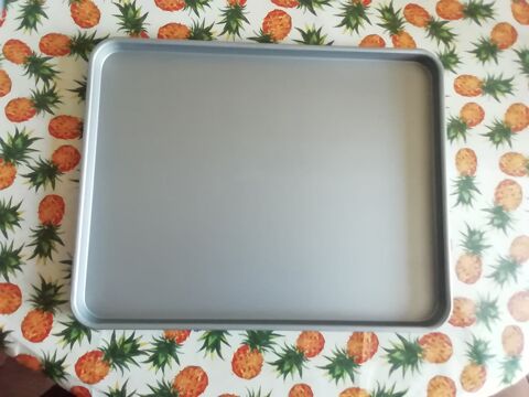 Joli plateau de service mtallique gris  10 Noyelles-ls-Vermelles (62)