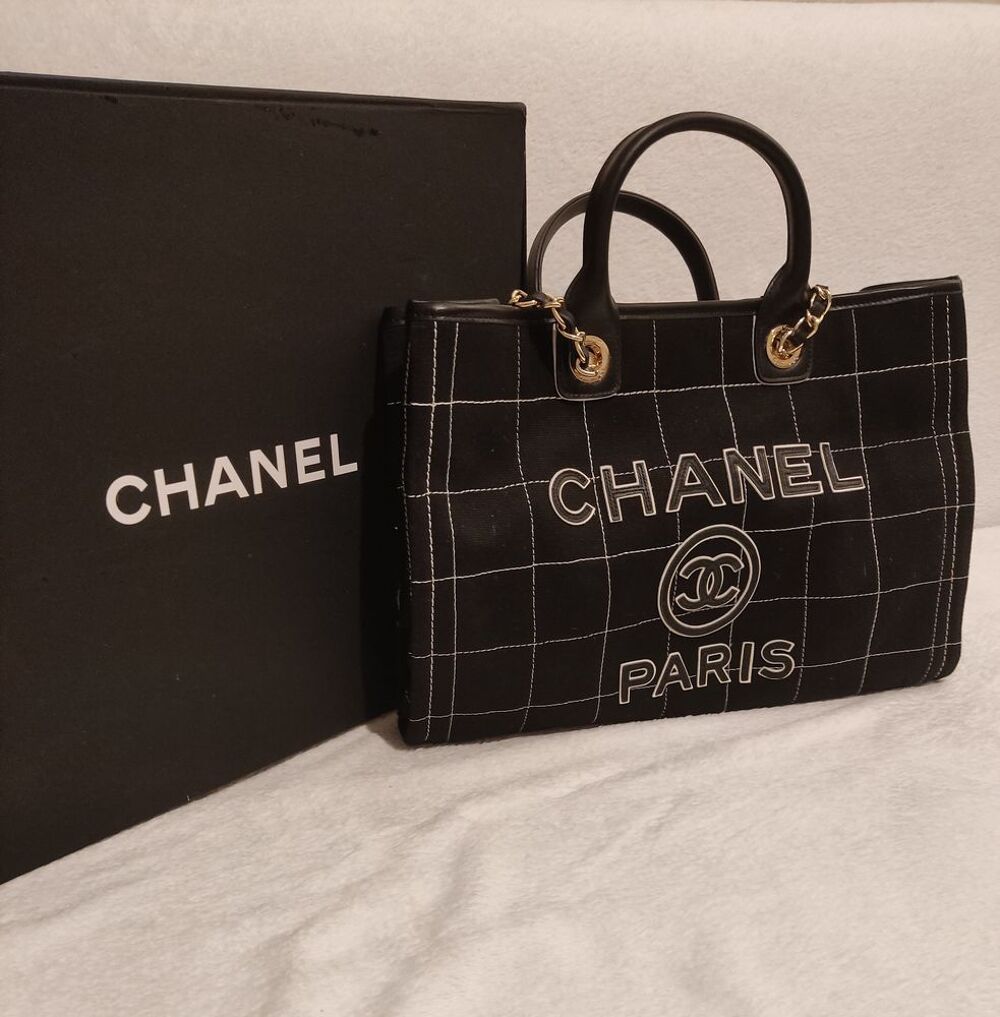 Sac Chanel 2023 Large Deauville Shopping Tote Maroquinerie