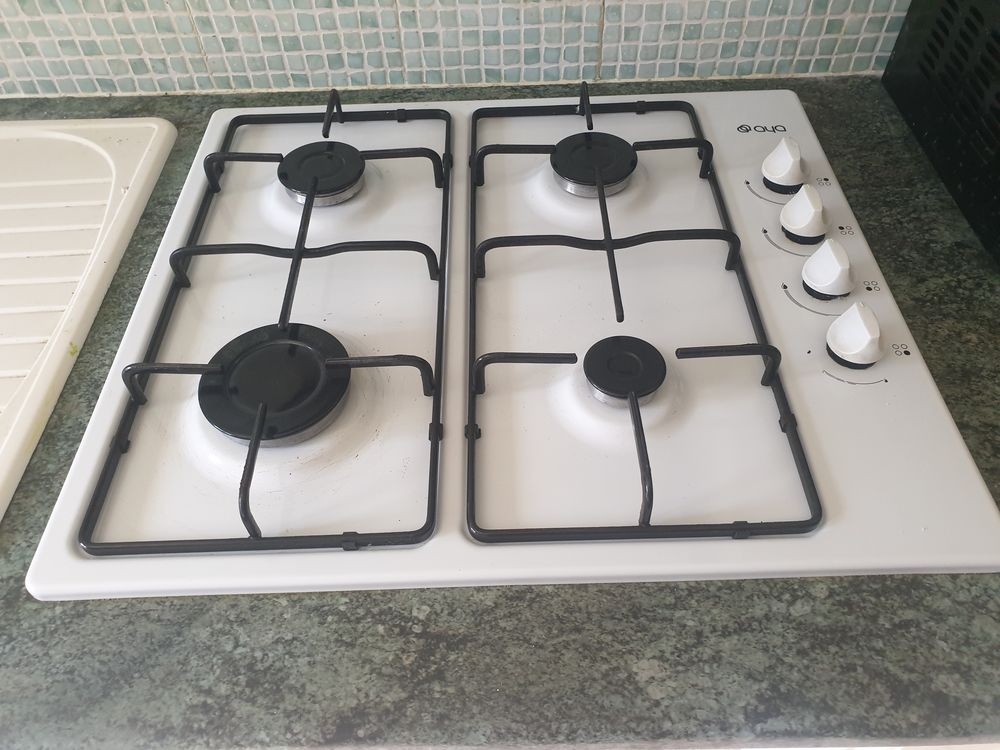 Plaque de cuisson, allumage &eacute;lectrique, 4 feux gaz Electrom�nager