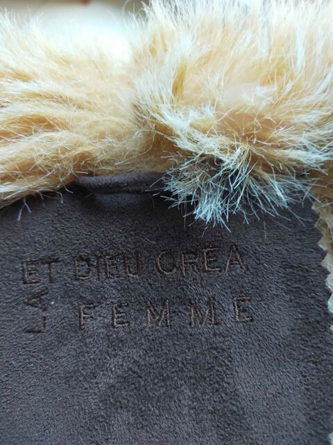 Veste en daim marron et fausse fourrure 50 Truyes (37)