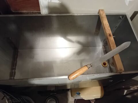 Bac &agrave; desoperculer miel 300 32600 Pujaudran