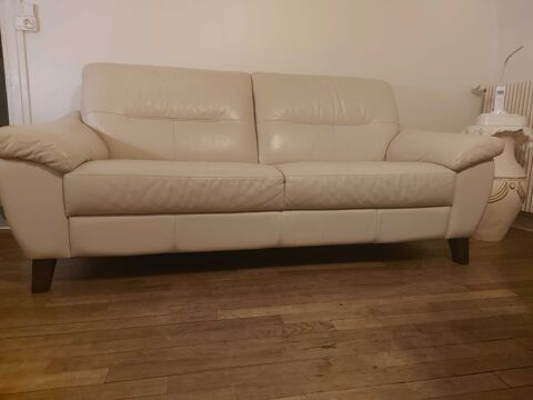 vendre 2 fauteuils 4 place en cuir trs bon tat prix 800 les 2 800 Vitry-sur-Seine (94)