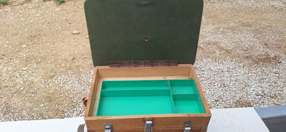 Caisse de p&ecirc;che assis Sports