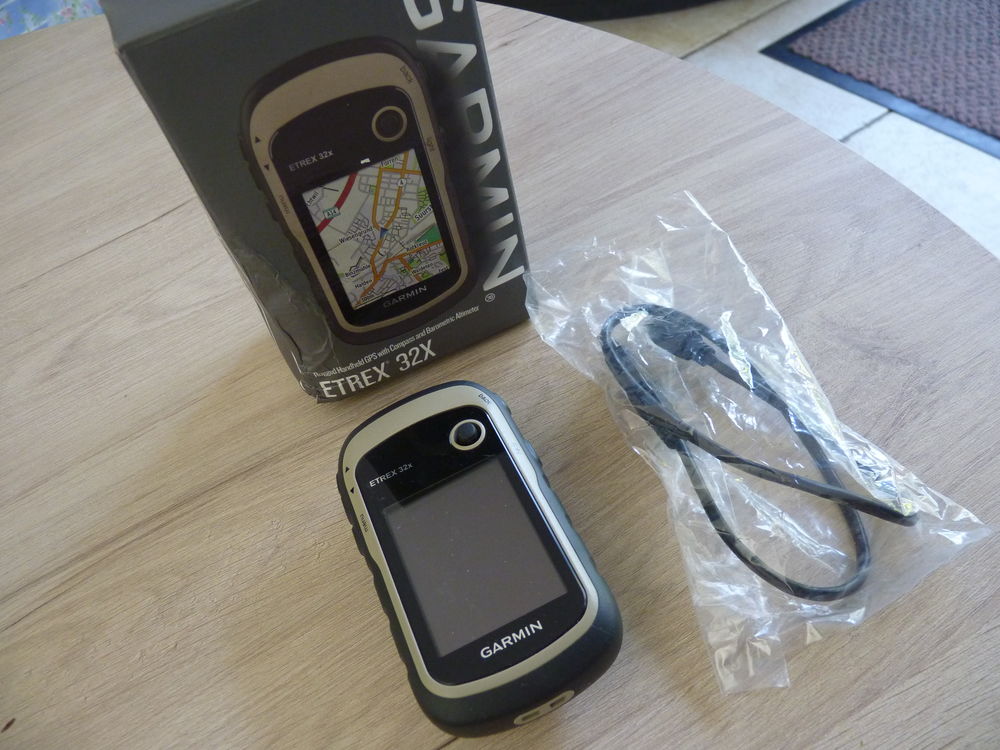 Garmin GPS eTrex 32X randonn&eacute;e montagne voyage TBE Photos/Video/TV